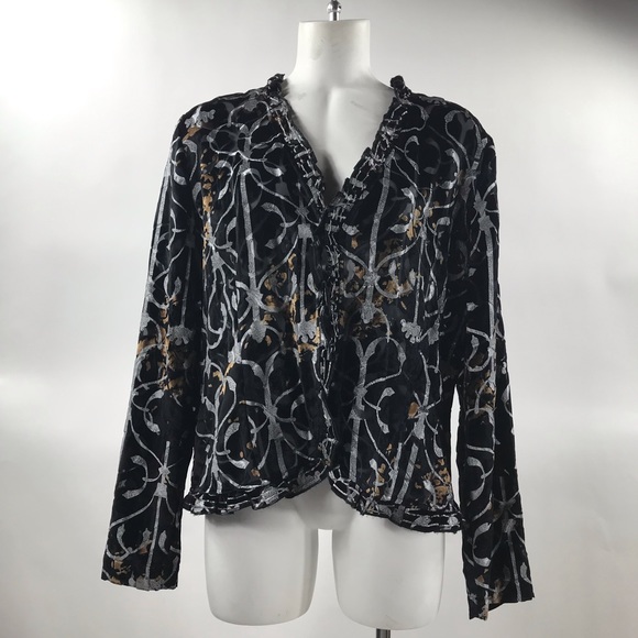 Women’s Chico’s Size 1 V-Neck Rayon Blouse. - Picture 1 of 8